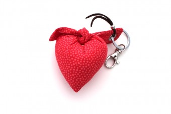 red with pink dots hear fabric keyring