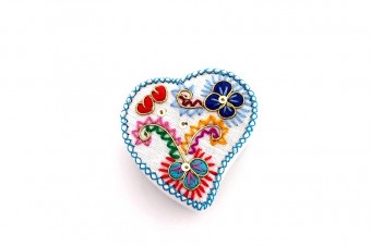 heart embroidered box by Isilda Parente